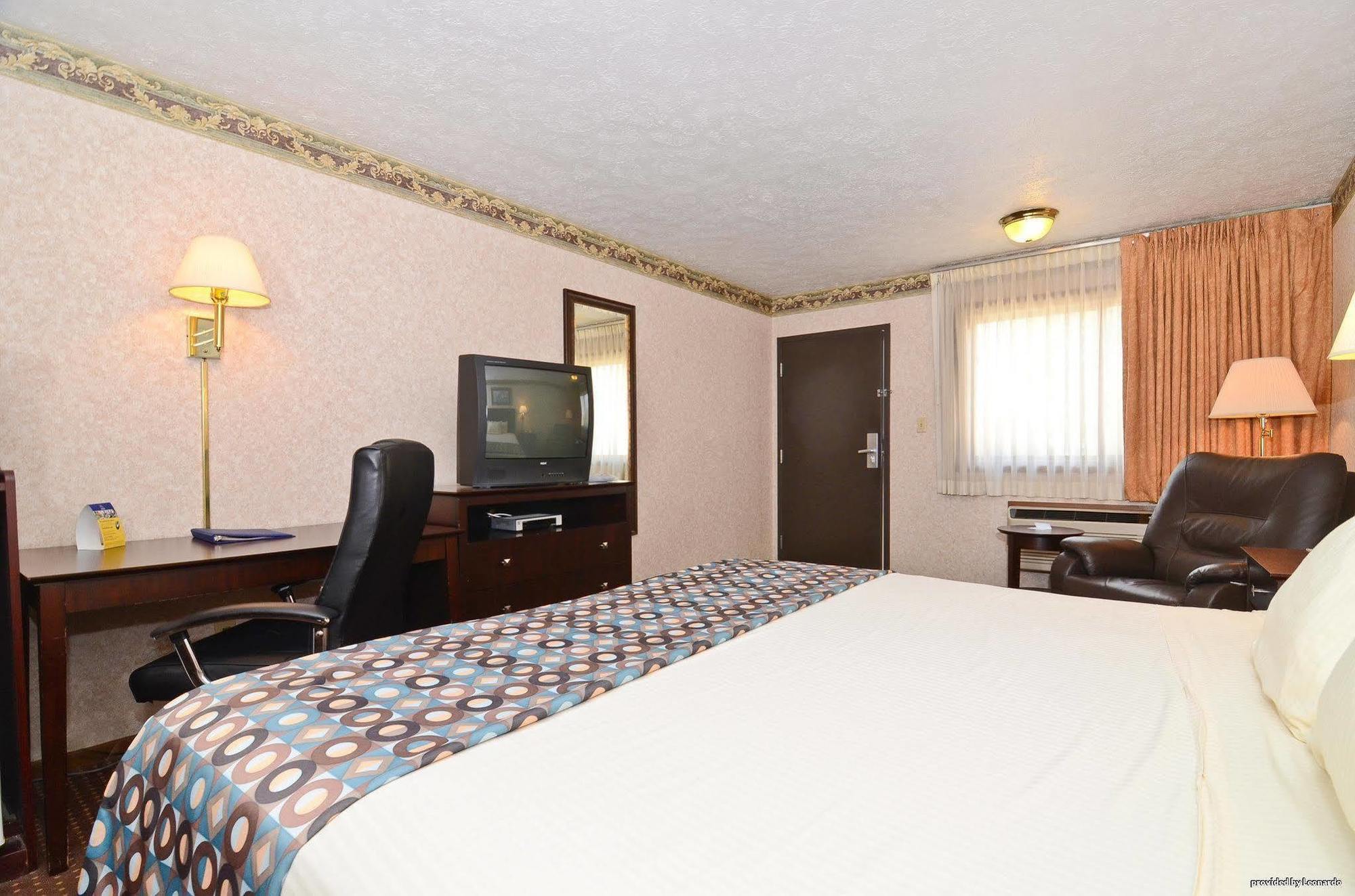 Baymont By Wyndham Danville Il Ngoại thất bức ảnh